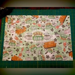 FRIENDS Tv Show Jigsaw Puzzle, Central Perk themed - 400 pieces 🧩